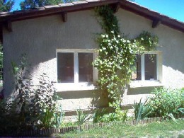 House in Neuvic sur l'isle for   5 •   animals accepted (dog, pet...) 