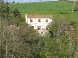 Maison  Beauzac pour  6 •   parking priv 