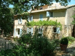 House in Lourmarin for   8 •   with private pool 