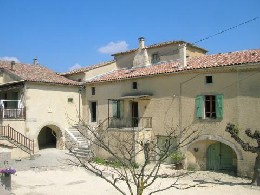 Gite  Saint sauveur de cruzires pour  8 •   avec piscine prive 