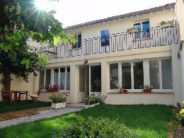 Bed and Breakfast in Argenteuil for   2 •   garden 