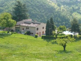 Gite  Saint barthlemy-le-plain pour  12 •   avec terrasse 