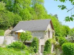 House in Clecy for   6 •   with terrace 