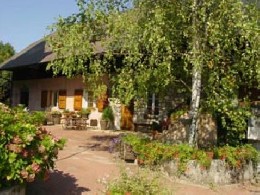 House in Aix-les-bains for   12 •   private parking 