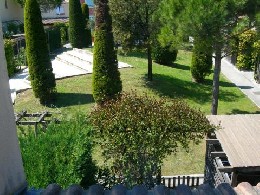 House in Valbonne for   2 •   private parking 