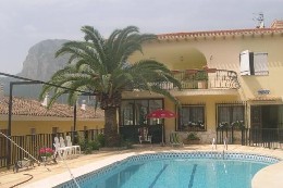 Chalet in Polop de la marina fr  10 •   mit privat Schwimmbad 