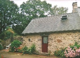 Haus in St gilles pligeaux fr  4 •   mit Terrasse 