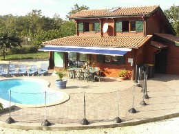 Chalet finlandais 7 pers. - Piscine privative sans vis-a-vis Tres calm...