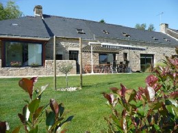 Casa rural en Limerzel para  12 •   con piscina privada 