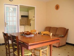 House in Saint crpin de richemont for   5 •   animals accepted (dog, pet...) 