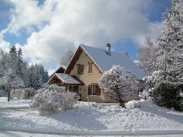 Chalet in Le frasnois fr  5 •   Aussicht auf See 