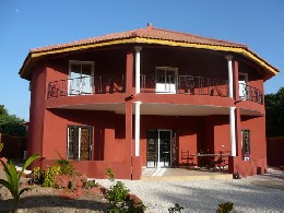 House in Nianing for   8 •   view on sea 