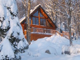 Chalet in St-gabriel-de-rimouski for   6 •   view on lake 