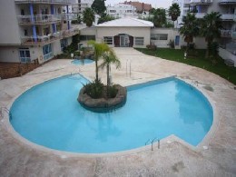 Appartement in Roses voor  6 •   met zwembad in complex 