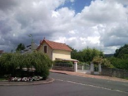 Maison  St honor les bains pour  4 •   avec balcon 