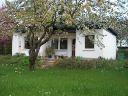 Bungalow in Blumenhagen fr  4 •   Privat Parkplatz 