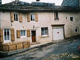 Gite  Lacaune les bains pour  7 •   avec terrasse 