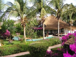 House in Saly for   10 •   private parking 