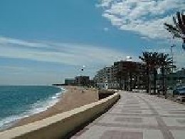 Apartamento en Blanes para  8 •   con terraza 