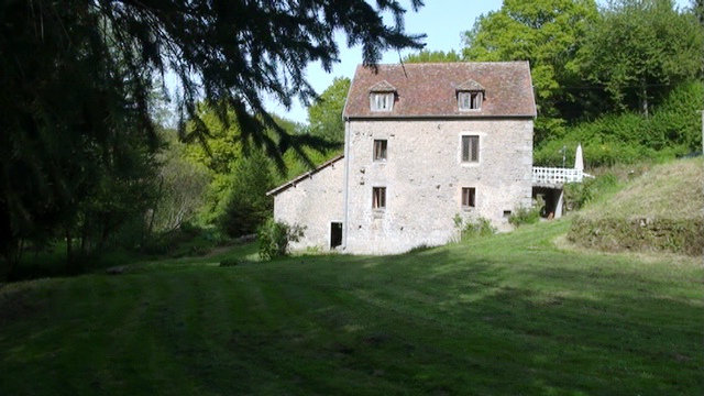 Ferme  Saulieu pour  3 •   avec terrasse 