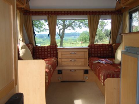 Caravan in Hautefort - Vacation, holiday rental ad # 22327 Picture #4