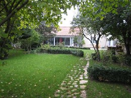 Gite in Cenon sur vienne fr  6 •   mit Terrasse 