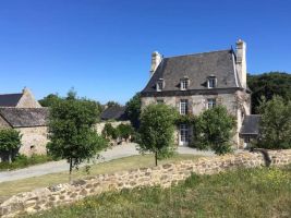 House in Cancale for   11 •   private parking 