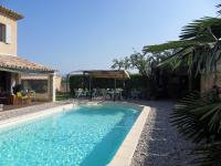 Bed and Breakfast in Oppede for   15 •   with private pool 