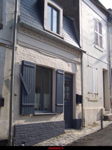 House in Saint valery sur somme for   4 •   view on sea 