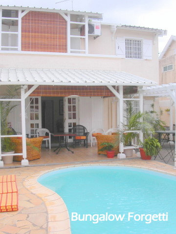 House in Trou aux biches for   6 •   with private pool 