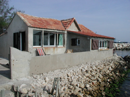 Huis in Port saint louis du rhne voor  6 •   uitzicht op zee 