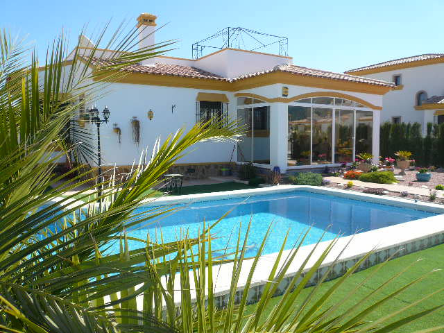House in Hondon de las nieves for   6 •   with private pool 