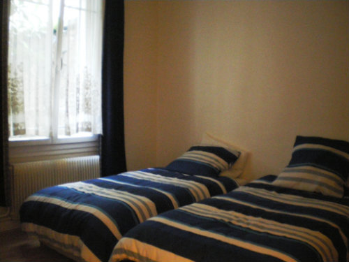  in Boulogne billancourt - Vacation, holiday rental ad # 24731 Picture #1 thumbnail