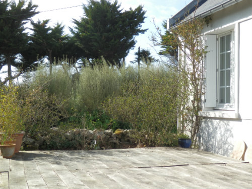 House in Brignogan plages for   6 •   private parking 