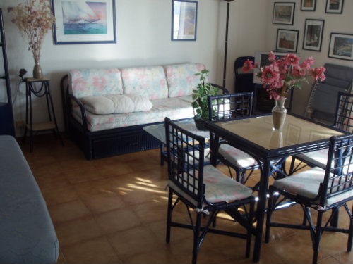Flat in Rosas - Vacation, holiday rental ad # 25243 Picture #1