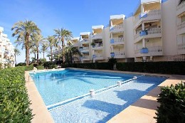 Apartamento en Denia para  6 •   con piscina compartida 