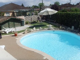 Maison  Bourg en bresse pour  8 •   avec piscine prive 