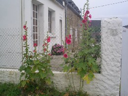 House in Arzon for   4 •   private parking 