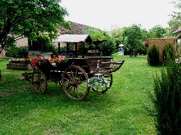 Ferme  Bussu pour  6 •   avec piscine prive 