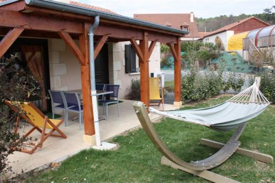 Gite  Castelnaud la chapelle pour  2 •   avec terrasse 