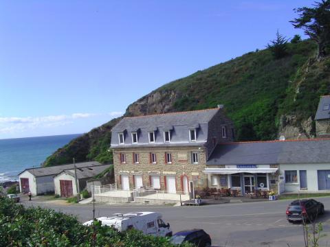 Planguenoual -    vue sur mer 