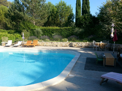 Appartement à Peyrolles en provence - Location vacances, location saisonnière n°26789 Photo n°1