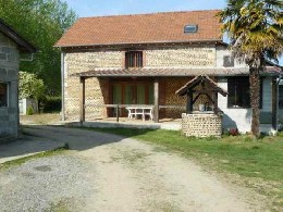 Gite in Lespielle for   5 •   4 bedrooms 