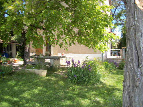 Maison à Forcalquier - Location vacances, location saisonnière n°27158 Photo n°1