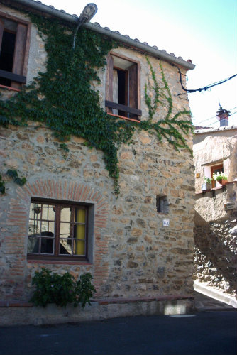 Maison  Llauro pour  4 •   avec terrasse 