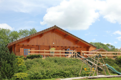 Chalet  Le latet pour  8 •   avec terrasse 