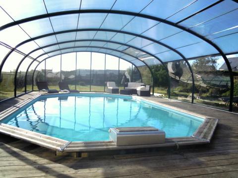 Maison à Cleder pour  10 •   avec piscine privée 