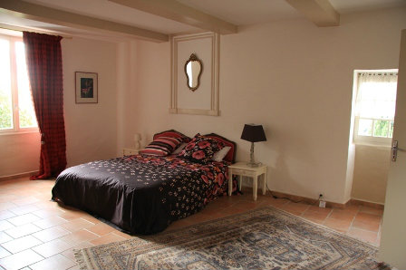 Casa en Mornas - Detalles sobre el alquiler n°28138 Foto n°4 thumbnail