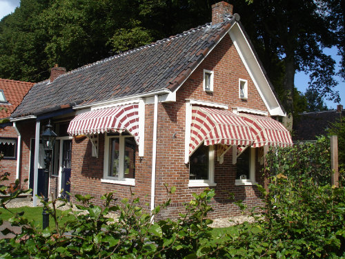 Maison  Oostwold pour  4 •   2 chambres 