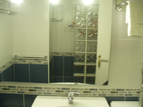 Flat in Alicante - Vacation, holiday rental ad # 28337 Picture #0